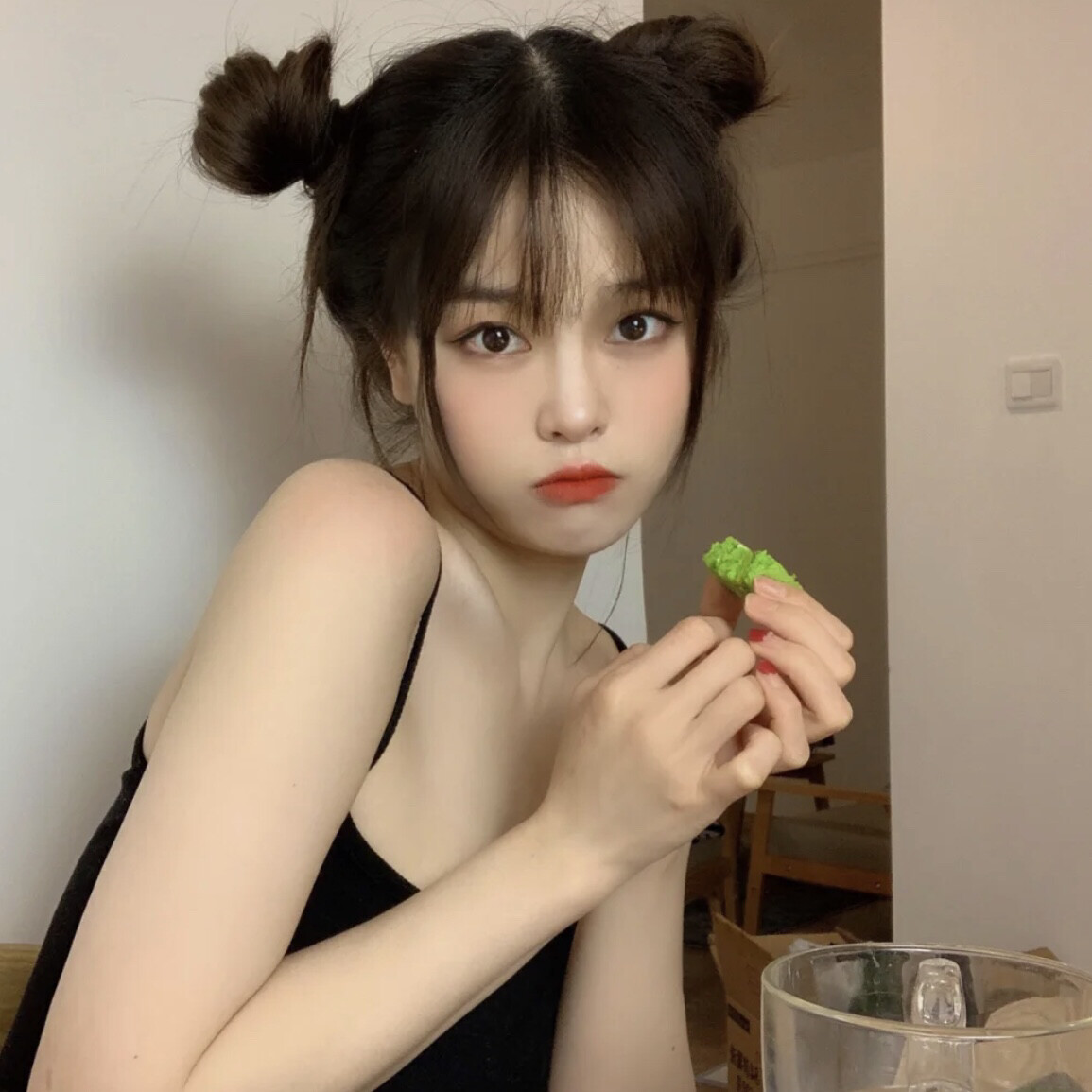 不吃小贝🍑的主播照片