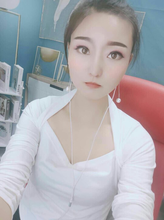 王者之剑之荣耀王者的主播照片
