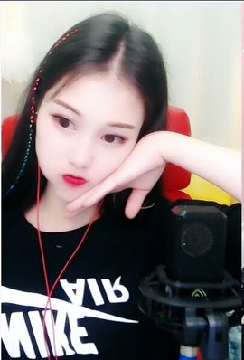 ^_^楚菲菲主播照片