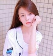 7677.主播照片