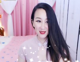 素雅依依暂休主播照片