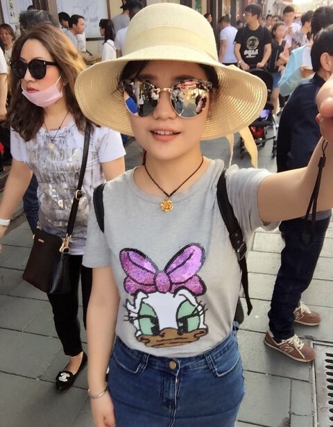 晓凤love520的主播照片