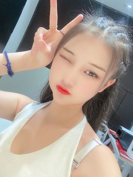 ^_^楚菲菲主播照片