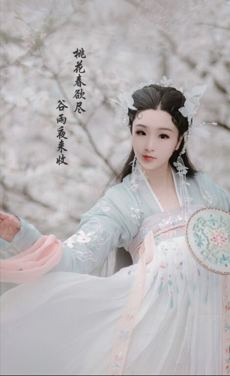 新人-雪儿求关注的主播照片