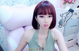 恋歌灬l一份童心主播照片