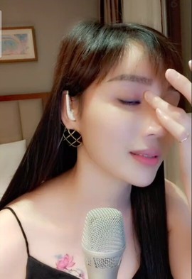 恋歌灬l一份童心主播照片