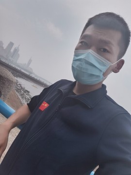 猪猪猪猪猪🌙主播照片