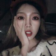 只看绿色直播主播照片