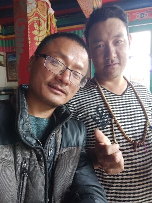 乐二娃祝大家五一快乐的图片