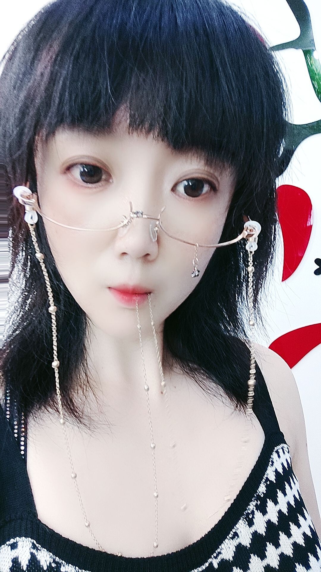 丑小鸭💞愿有一束光的图片