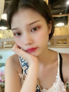 ^_^楚菲菲主播照片
