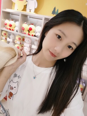 田小茹主播照片