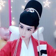 神龙e7主播照片