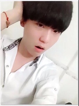 微信_4李雨涵主播照片