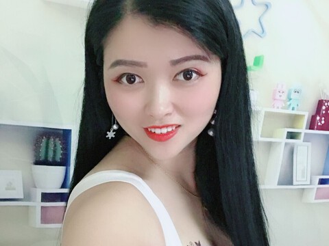 妞妞难啊求关照海报