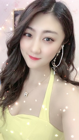 金玉儿，主播照片