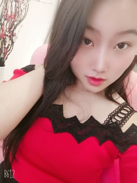 夏开心主播照片