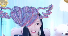 小果汁🍹暂休主播照片