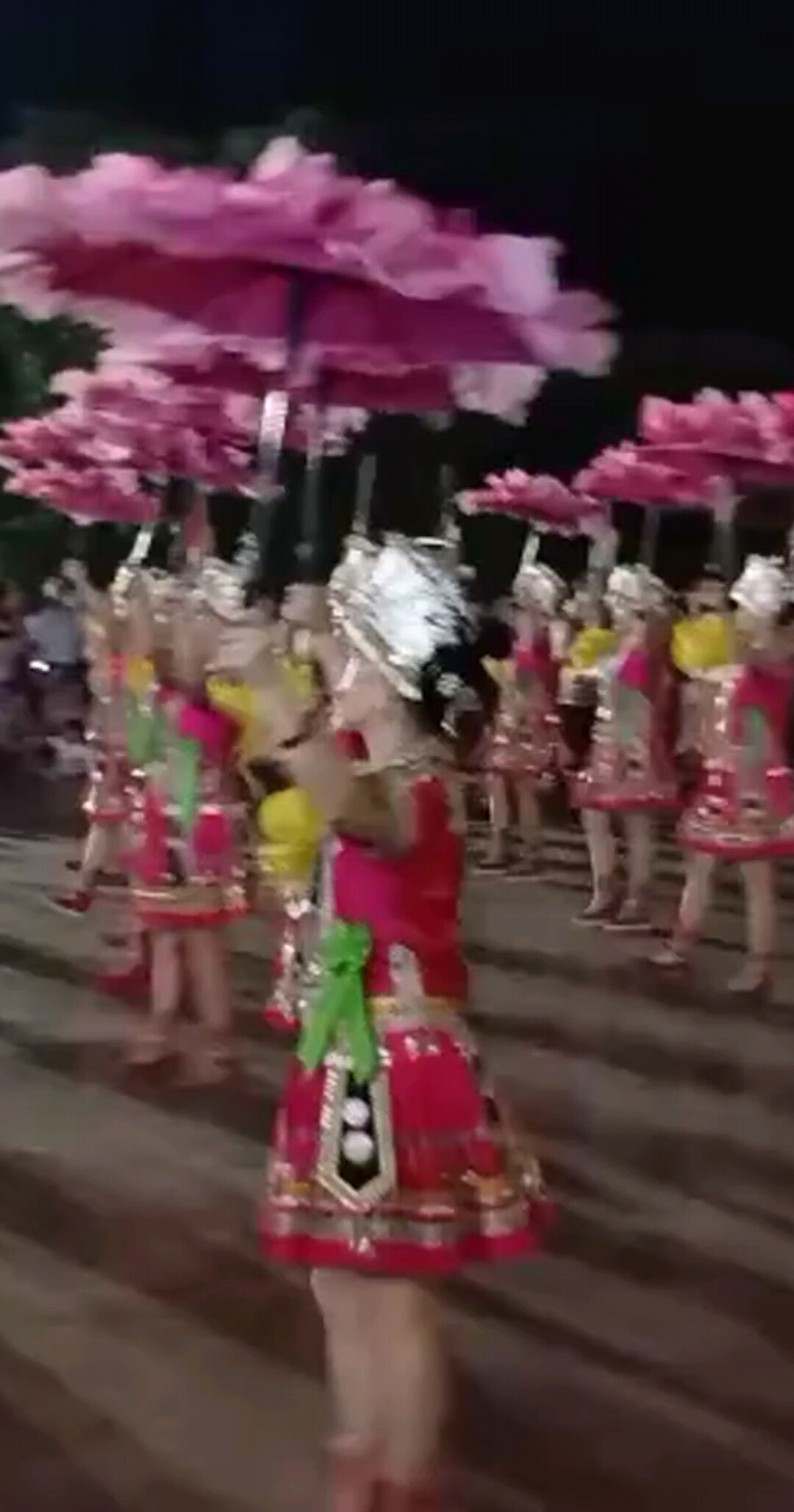 广西柳州市融水镇苗族舞。。