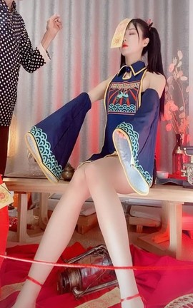 陆七萬主播照片
