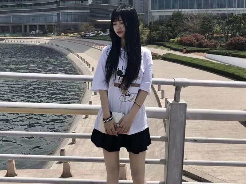 66🌸的主播海报