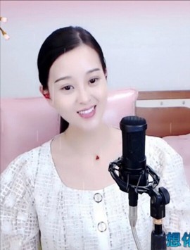 放秋假主播照片