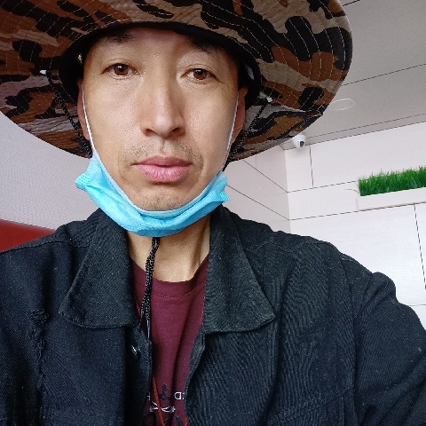 傲视环宇直上九重天的主播照片