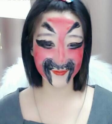 曈妹儿💜51818的图片