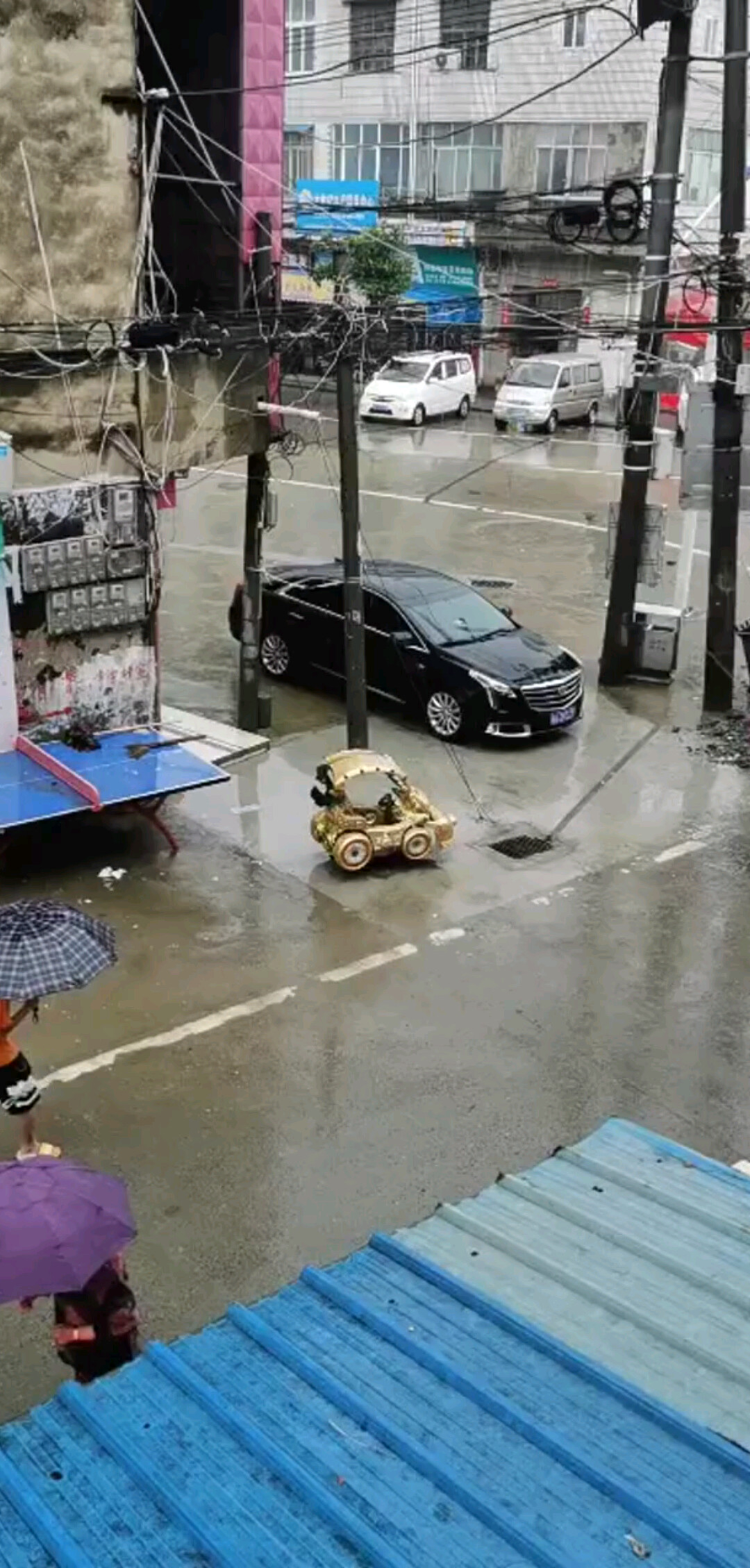 天天下雨，农村的人收成不好