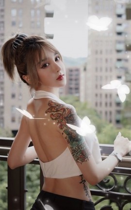 陆七萬主播照片
