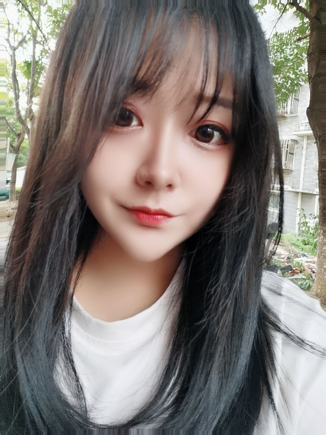 曈妹儿💜51818的图片