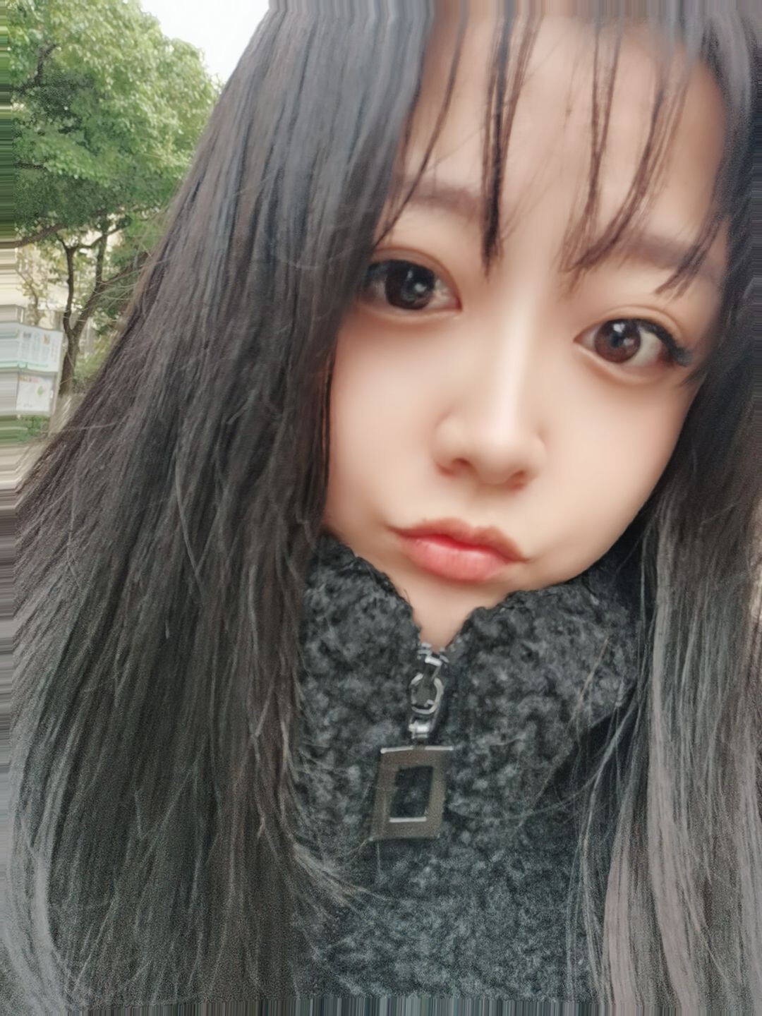 曈妹儿💜51818的图片