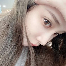 陆七萬主播照片