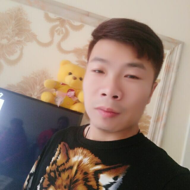青墨丶断笺的主播照片
