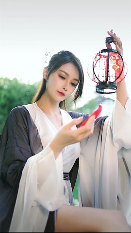 陆七萬主播照片