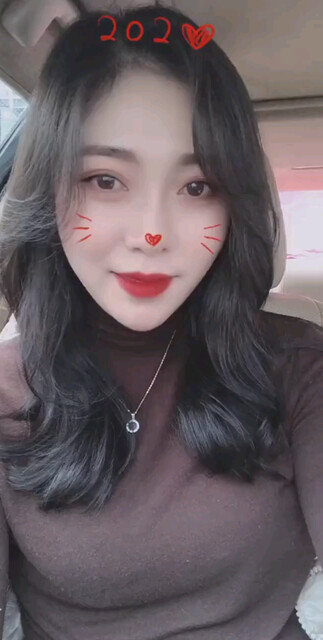 勤奋的人总是按时起床，乐观的人