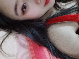 夏开心主播照片
