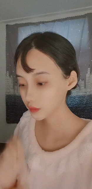 有哥哥来看看我这个小