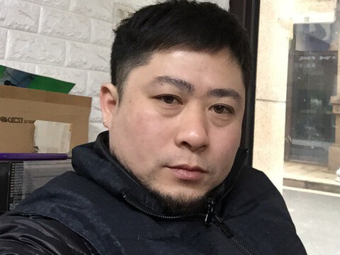大哥们怎么播教一下海报