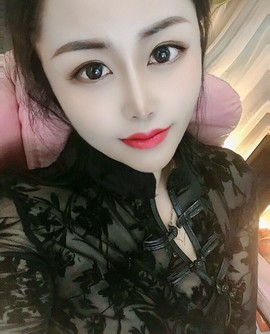 梨莎挺住啊主播照片