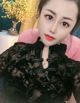 梨莎挺住啊主播照片