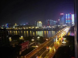 笑笑暂退主播照片
