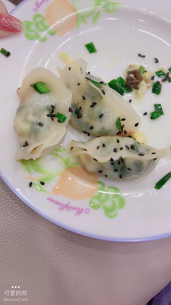 夋夋休息的图片