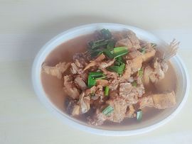 璐璐已换号播哈主播照片