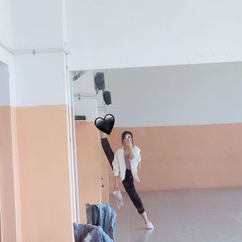 嘿暂离主播照片