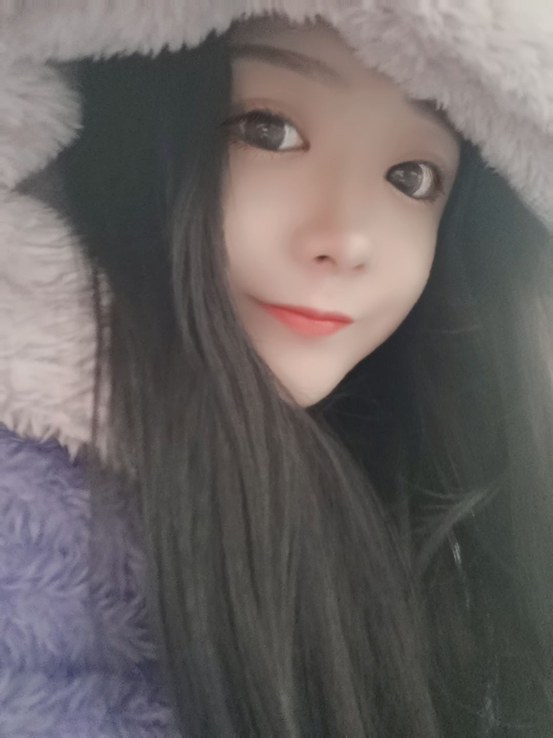 曈妹儿💜51818的图片