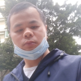 龙兄虎主播照片