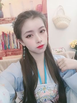 萌萌不圆深夜话聊主播照片