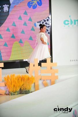 婉婉美妮主播照片