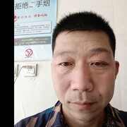 面对现实一天天过海报